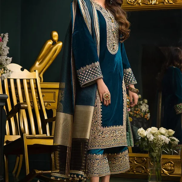 SR-1080 Embroidered 9000 Micro Velvet 3Pc With Organza Printed Dupatta