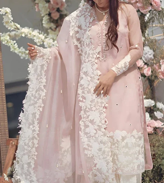 SR-90 Unstitched Lawn Embroided 3pc With Organza Embroidered Dupatta