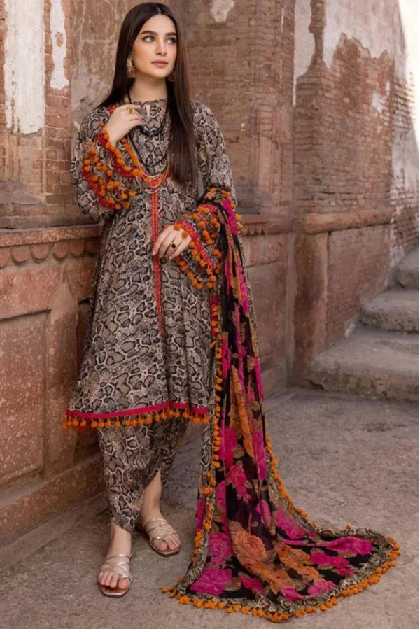 SR-MB112 Digital Printed Lawn 3pc Suit With Digital Printed Lawn Dupatta