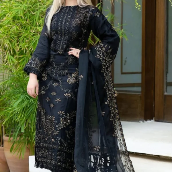 SR-NS32 Un-Stitched Lawn Embroidered 3pc With Organza Embroidered Dupatta