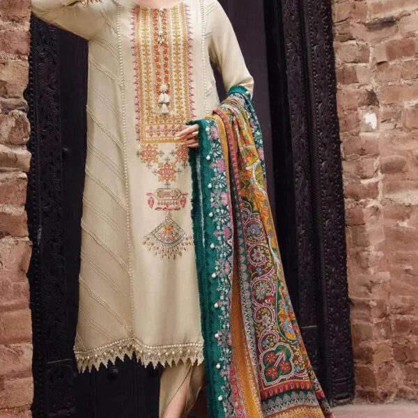 SR-RM670 Dhanak Embroidered Suit With Digital Printed Wool Shawl