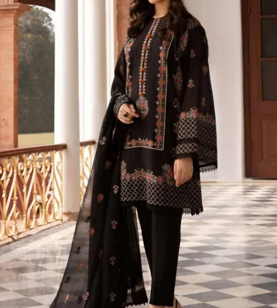 SR-465 Lawn Unstitched Embroidered 3pc Suit With Bamber Chiffon Embroidered Dupatta